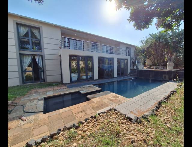 5 BEDROOM HOUSE TO LET IN UMHLANGA CENTRAL